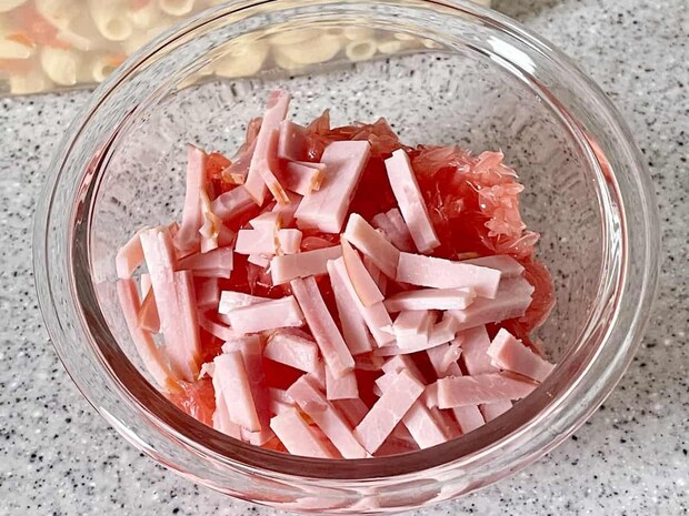 「グレープフルーツのマカロニサラダ」レシピ