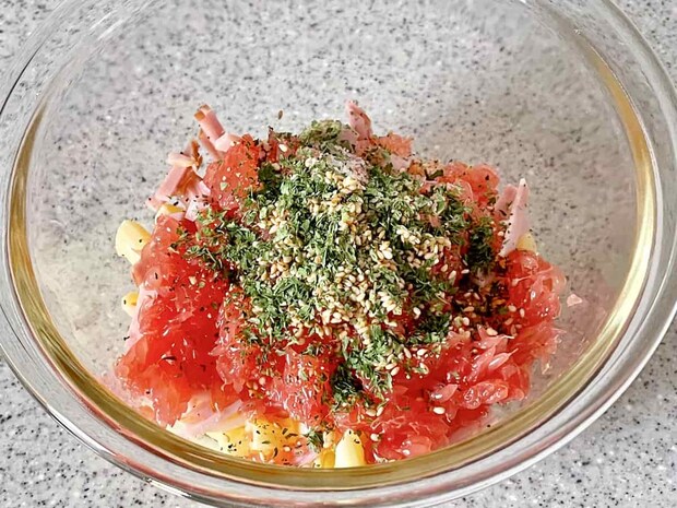 「グレープフルーツのマカロニサラダ」レシピ