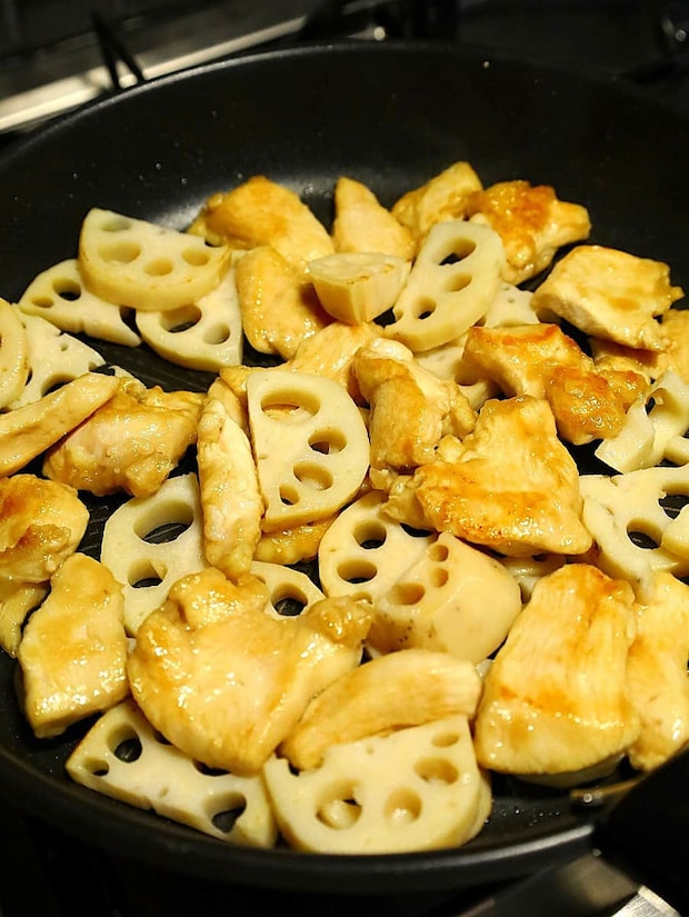 「れんこんと鶏むね肉のオイスター炒め」