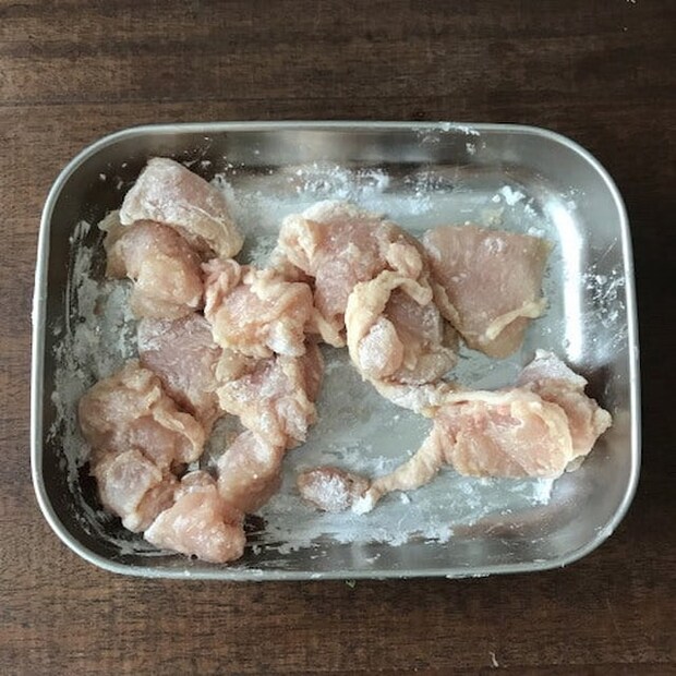 山本ゆりさんの「鶏むね肉となすのおろしだれ」レシピ