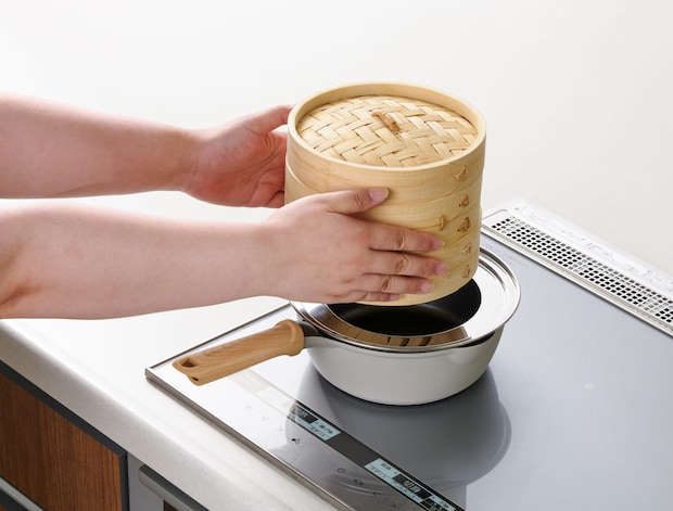 蒸し料理を手軽に！手持ちの鍋やフライパンで使えるアイテムが便利♪