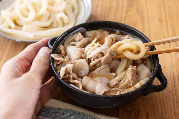 「きのこと豚のつけうどん」レシピ