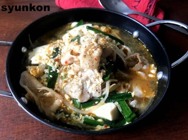 山本ゆりさん ユッケジャン風豚もやし豆腐スープ