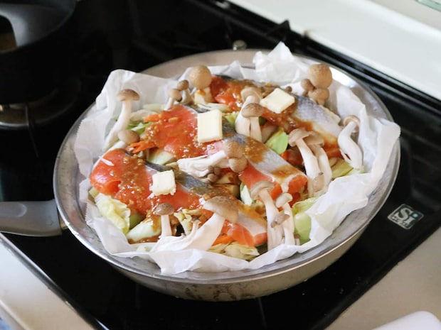 見える蓋付 お手入れしやすいステンレス 蒸し器 「フライパン用24～26cm」