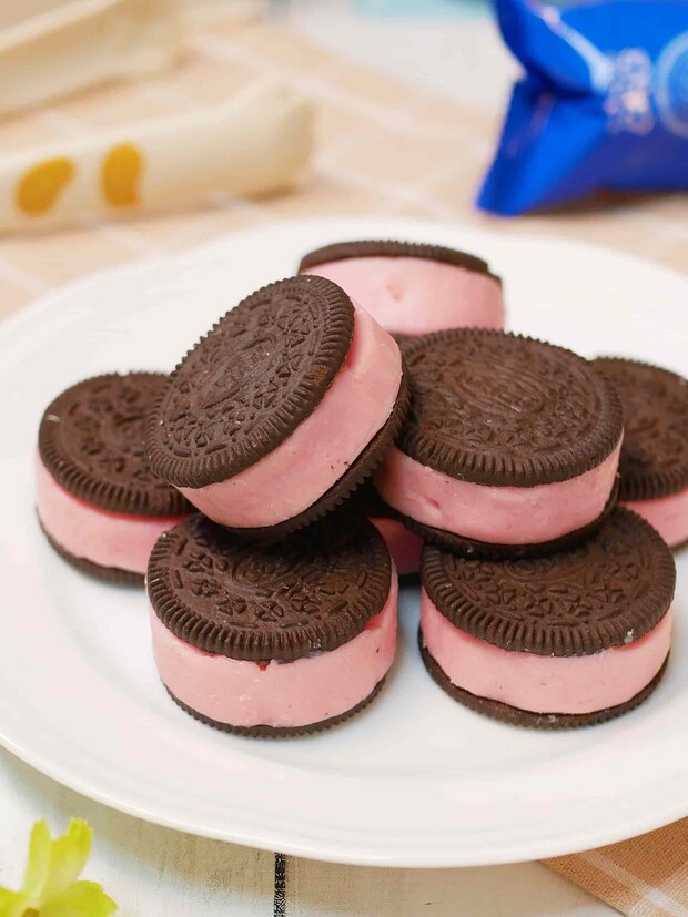 ブラックピンクオレオサムネ