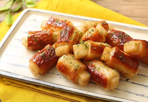 食材2つで簡単！「餅ちくわのバタぽん炒め」がSNSで大人気♪