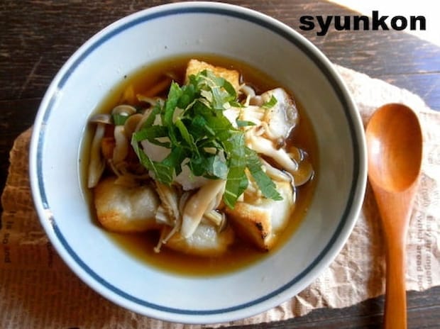 山本ゆりさんの「揚げ出し餅のきのこおろしがけ」レシピ