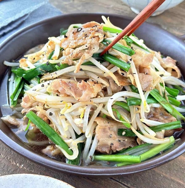 10分で完成!節約なのに大満足な「豚肉×もやし」おかず