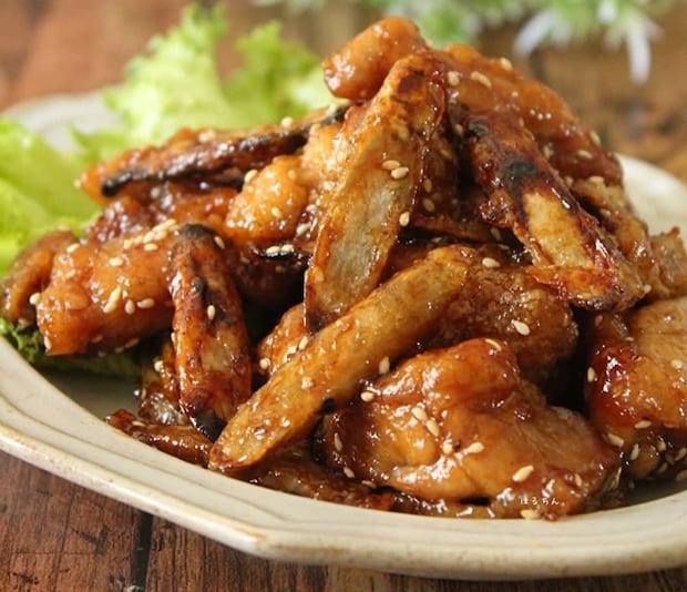 甘辛味でご飯がすすむ！「鶏肉×ごぼう」おかずレシピ