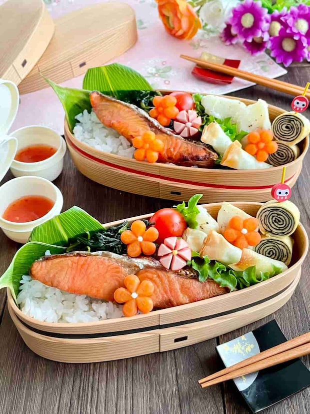 枝豆のワンタン皮巻き スイチリソース添え