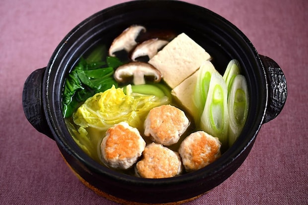 鶏つくねを使った鍋料理