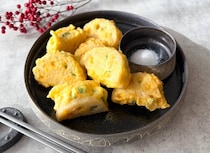 えびと青じそ入り♪天ぷら粉で作るサクふわ「れんこんのはさみ揚げ」