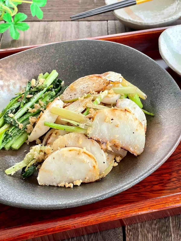 かぶと粉チーズのオリーブオイルソテー