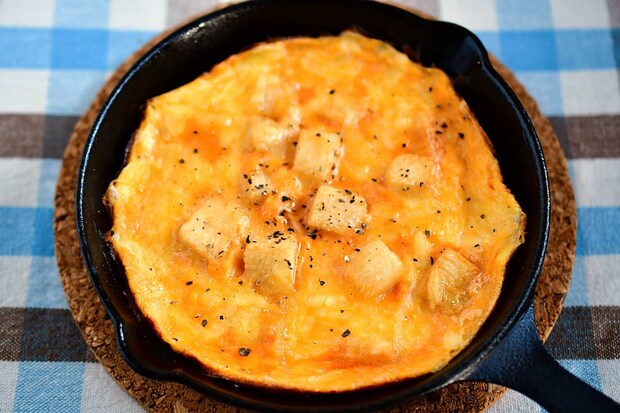 長芋の醤油漬けを使ったオムレツ