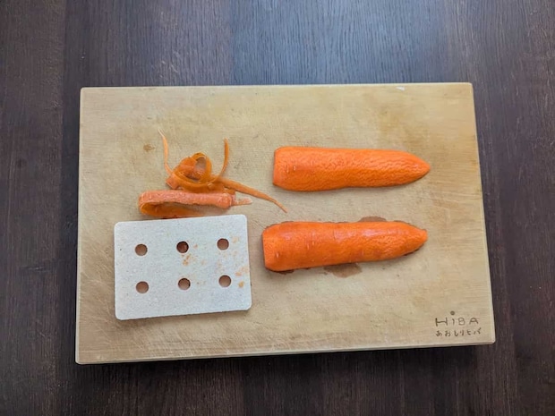 キャンドゥ 野菜の皮むきスポンジ