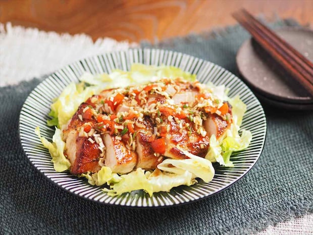 鶏むね肉で揚げない油淋鶏｜フライパン一つで簡単＆美味しい