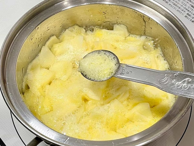 果肉感たっぷり手作りりんごジャム