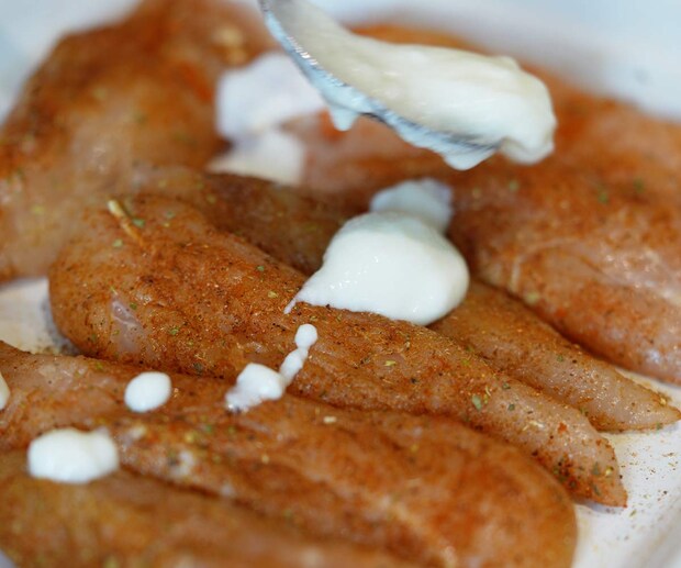 コーンフレークで作る揚げないクリスピーチキン