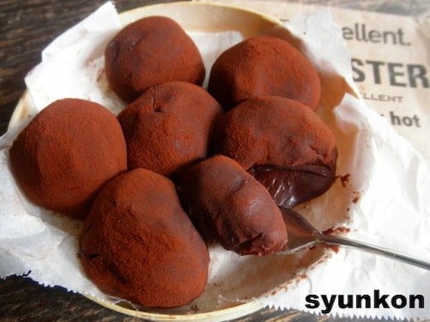 材料4つ!レンジで簡単「とろける生チョコトリュフ」レシピ【バレンタイン】