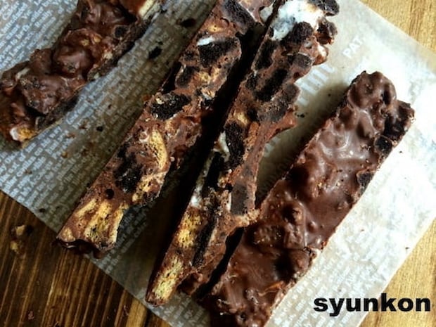 山本ゆりさんの「ブラックサンダー風チョコバー」レシピ