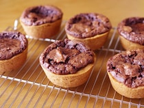 タルト×ブラウニーのハイブリッドスイーツ「タウニー」の簡単レシピ