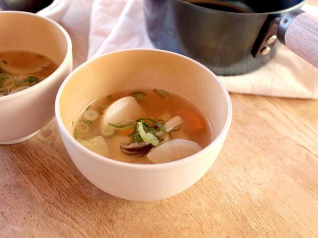 ゆらぎ世代のインナーケアに。「鉄の片手鍋」で鉄分たっぷりお味噌汁生活