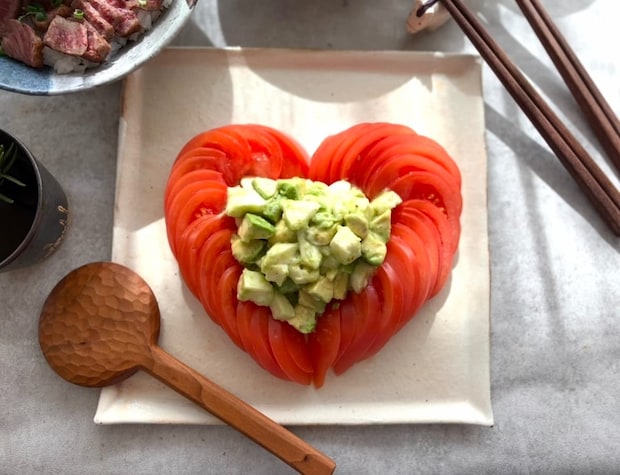 ハートのトマトサラダ
