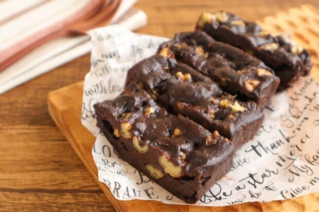 バナナと米粉のもっちりブラウニー