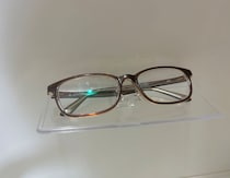 洗面台まわりで大活躍！ちょい置きに便利なセリア「小物置きトレイ」