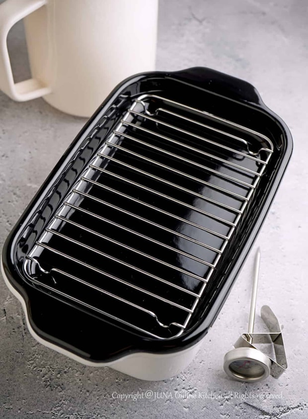 富士ホーローの角型天ぷら鍋01