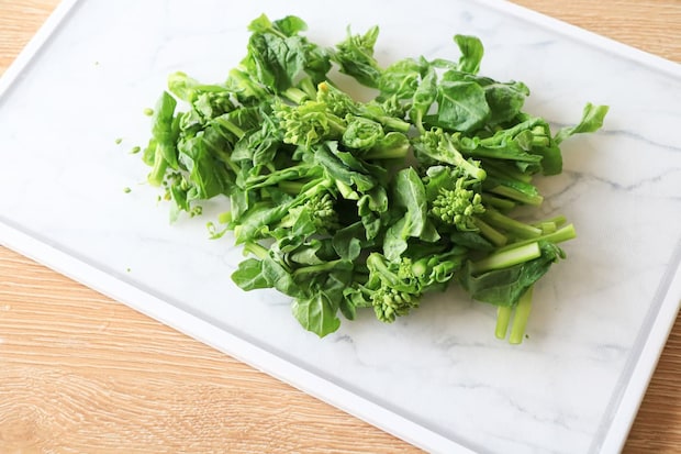 菜の花と鶏ひき肉のフリッタータ