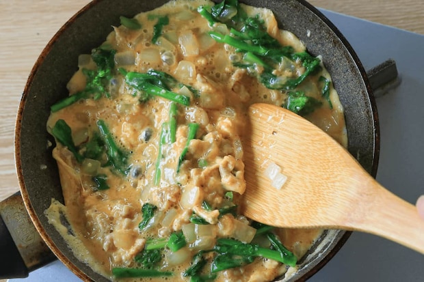 菜の花と鶏ひき肉のフリッタータ