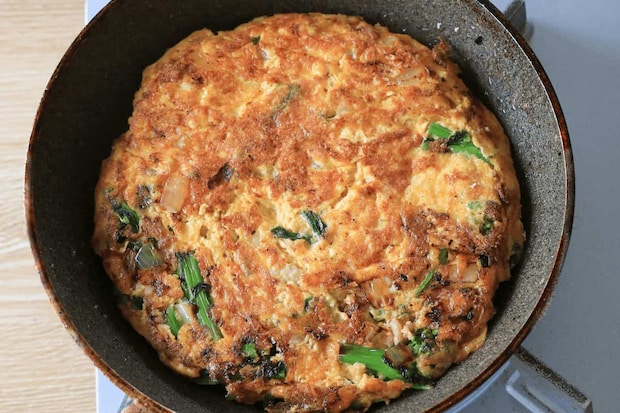 菜の花と鶏ひき肉のフリッタータ