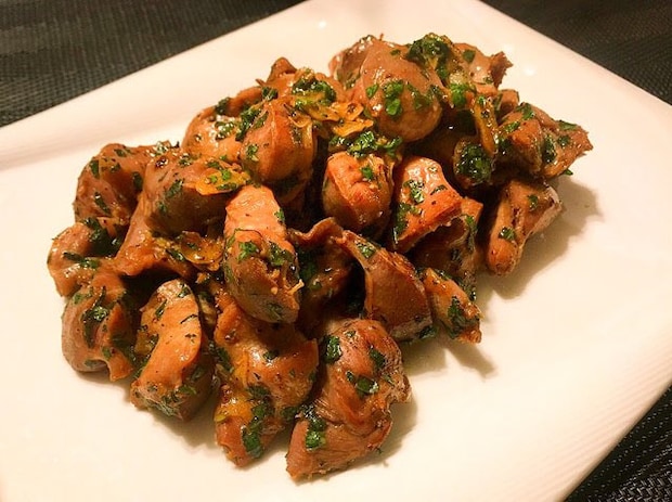 こんな食べ方もあるんだ！ビールがすすむ「砂肝」の炒め物