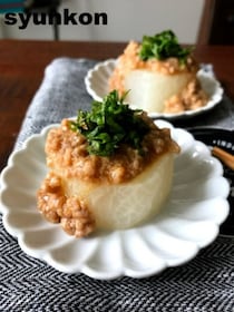 レンジで絶品！「ふろふき大根のとろみひき肉あんかけ」の簡単レシピ【大根消費レシピ】