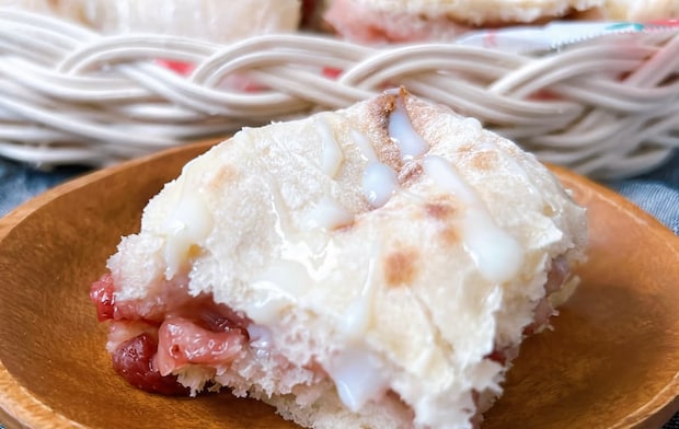 いちごミルクちぎりパンちぎった1個