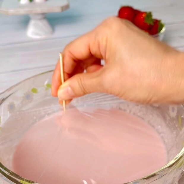 いちごクリーム大福