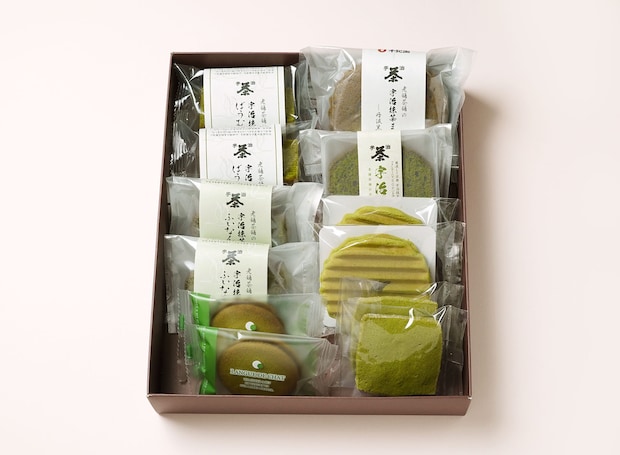 箱に入った宇治抹茶焼き菓子詰合せ 12個入 ～抹茶づくし～