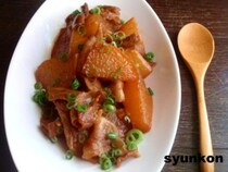 バターでコク増し！「大根と豚バラ肉のバター醤油煮」レシピ