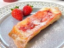 パリパリ食感がたまらない！簡単なのに映える「至福のいちごパイ」