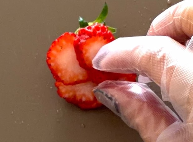 いちごの飾り切り