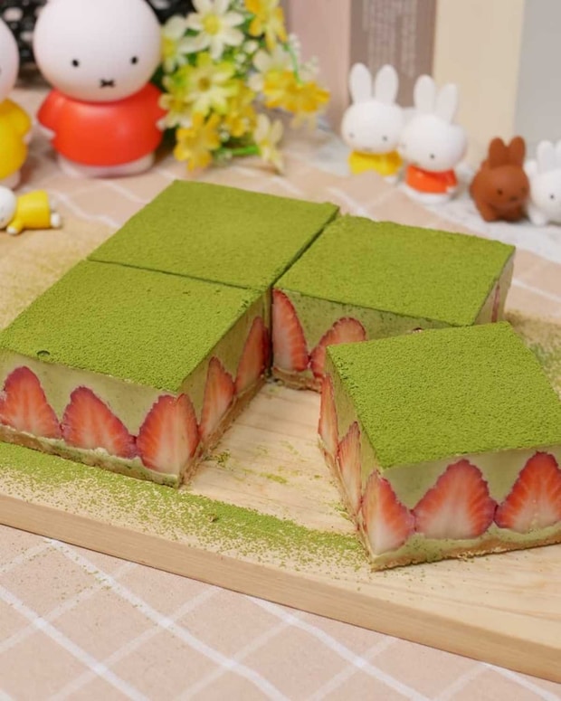 「いちごと抹茶チョコレートのスクエアケーキ」レシピ