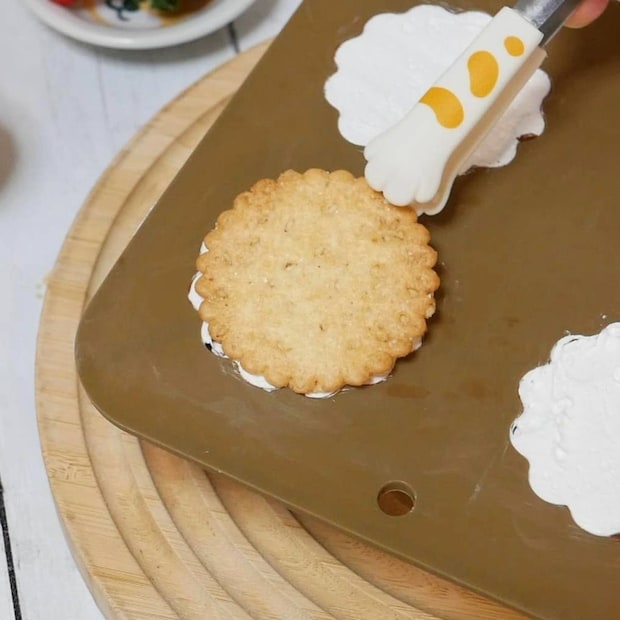 いちごのチョコカヌレ手順04