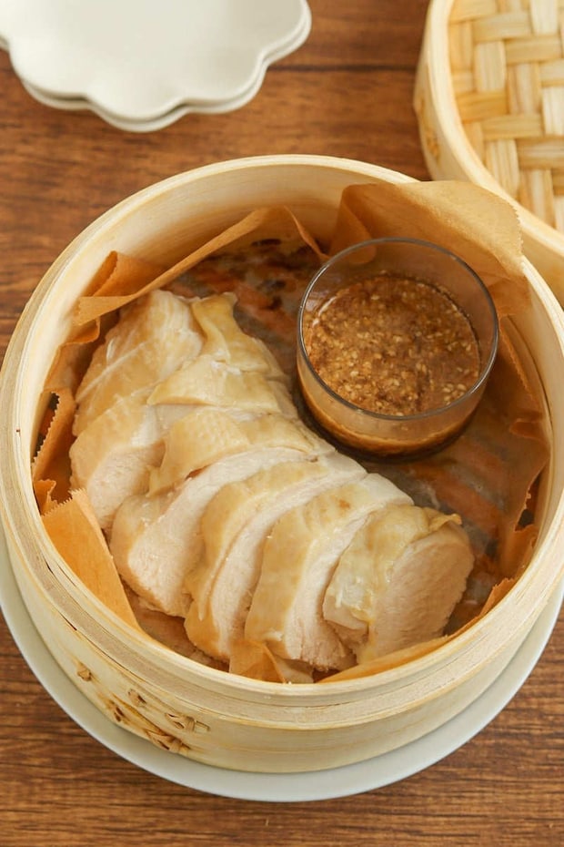 管理栄養士ゆきぼむさんのマイベストレシピしっとり♪鶏むね肉のせいろ蒸し～ねぎごまだれ～