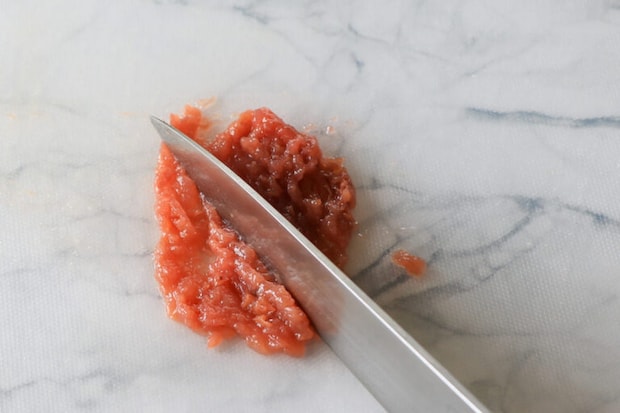 新玉ねぎとわかめの梅おかか和え