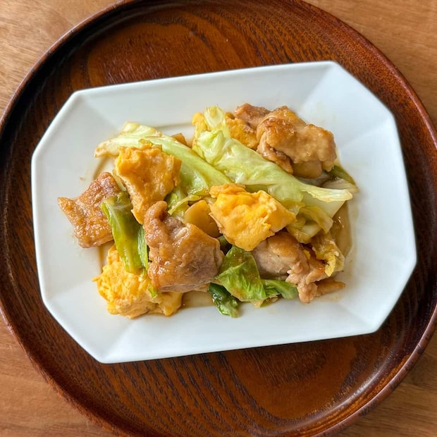 春キャベツと鶏のてりたま焼き