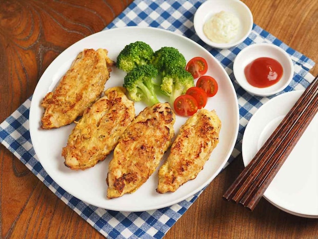 ささみのやわらかチーズピカタ｜しっとり柔らか！高たんぱく低カロリーおかず＆お弁当にも