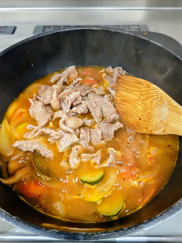 牛すじカレー