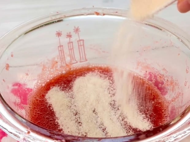 いちごのマシュマロ