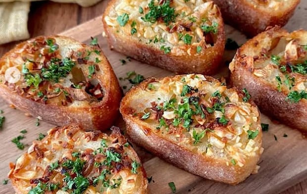 「ピクニック」がもっと楽しくなる！片手で食べられる簡単おつまみ5選